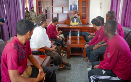 محافظ أبين يلتقي بحكام المحافظة ويكرمهم عقب اجتيازهم الدورة التنشيطية "تجمع عدن"