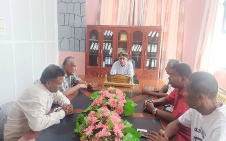 مدير عام زنجبار يبحث مع  إدارة نادي حسان خطة الأنشطة الرياضية وسبل دعم النادي