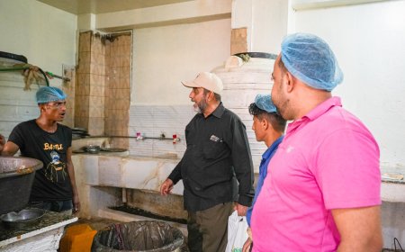 صحة البيئة بصيرة تنفذ نزولاً ميدانياً لتفقد مستوى النظافة في المطاعم