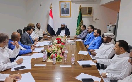 وزير الأوقاف يترأس اجتماع اللجنة العليا للحج بمكة المكرمة لاعتماد ترتيبات المخيمات والنقل