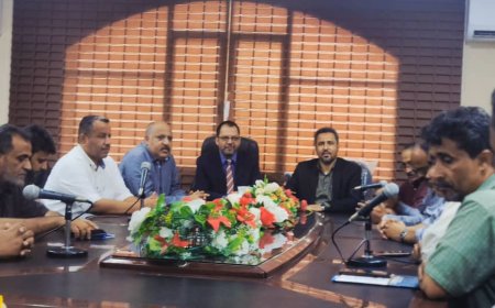 تقرير إسبوعي “ محافظ لحج “الحالمي” نشاط إداري وإنضباط مؤسسي في أول أسبوع عملي 