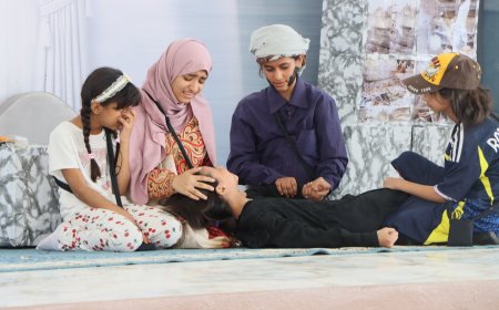 مدرسة 22 مايو للتعليم الأساسي بنات بسيئون تعرض مسرحيتها الرائعة "بعنوان صرخة من خلف الجدران" 