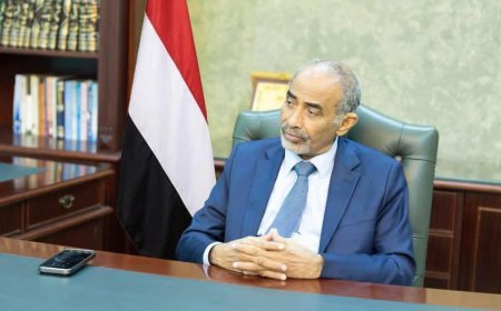 عضو مجلس القيادة الرئاسي الفريق الصبيحي يطّلع على أوضاع مصلحة التأهيل والإصلاح ويؤكد دعم ومعالجة التحديات الخدمية للسجون