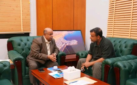 عضو مجلس القيادة محافظ حضرموت يؤكد على تعزيز الأمن ورفع كفاءة أجهزة الشرطة بالمكلا