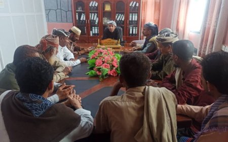 مدير عام زنجبار يؤكد لعقال الحارات: أنتم همزة وصل بين السلطة المحلية والمواطن