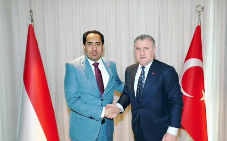 الوزير البكري يبحث مع نظيره التركي سبل تعزيز العلاقات بين اليمن وتركيا