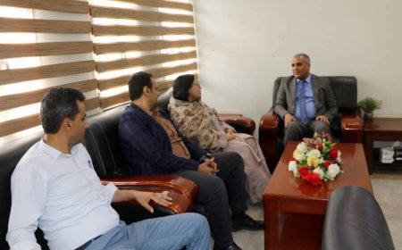 وزير التربية (العبادي) يناقش مع المجلس النرويجي للاجئين NRC مشاريع التعليم في اليمن