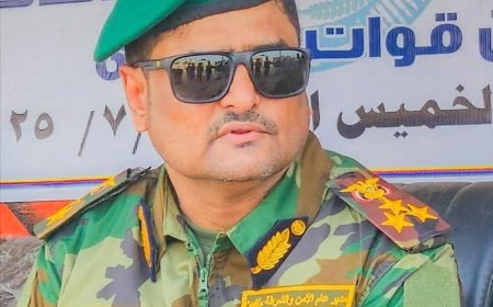 مدير عام أمن محافظة أبين يعزي العميد سامي السعيدي في وفاة والدته