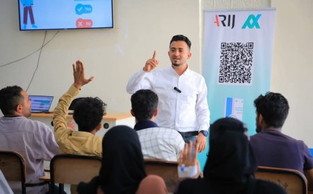 بمشاركة واسعة.. "أريج" تنظم جلسة مفتوحة حول تدقيق المعلومات بكلية الآداب في جامعة تعز