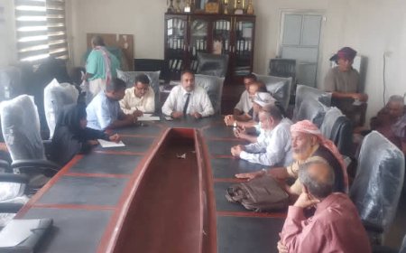 مدير عام تربية أبين يترأس اجتماع إدارة ولجان الأنشطة المدرسية لترتيب وإقرار المشاركة في المسابقات الوطنية والعربية 