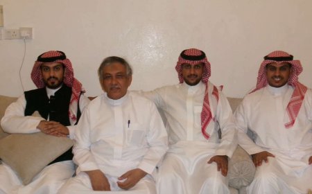 أولاد الفقيد الشيخ محسن مسعود الكنهوش يباركون تنصيب عمهم الشيخ أبو بكر مسعود الكنهوش شيخاً ومنصباً لعله والعوالق