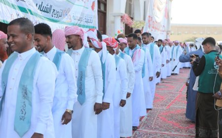 الشحر تحتفي بمرور 30 عاماً على مشروع الزواج الجماعي.. تزويج 200 عريس وعروس في حضرموت