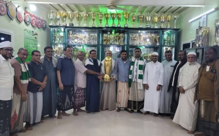 مدير عام تريم ومستشار محافظ حضرموت يشاركان أفراح فريق التحالف بالمحيضرة بمناسبة التتويج ببطولة الطائرة