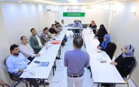 فرع هيئة الأدوية بتعز ينظم دورة تدريبية حول الضبطية القضائية لكادره الرقابي