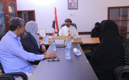 فلهوم يطّلع على خطة تنفيذ مشروع “العمارة الفريدة” لصون معالم شبام التاريخية