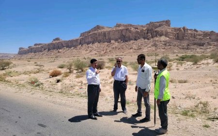 بتوجيهات المحافظ بن الوزير.. بدء أعمال الرفع المساحي لمشروع توسعة طريق عتق – خمر