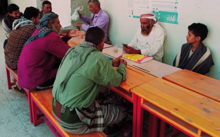 مدير التربية والتعليم بمديرية الوضيع يزور مدرسة الشهيد لهطل النموذجية 