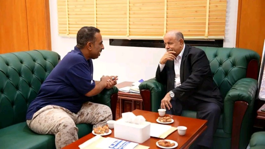 عضو مجلس القيادة محافظ حضرموت يطلع على جاهزية لواء النخبة الحضرمية ويؤكد دعم جهود تعزيز الأمن والاستقرار