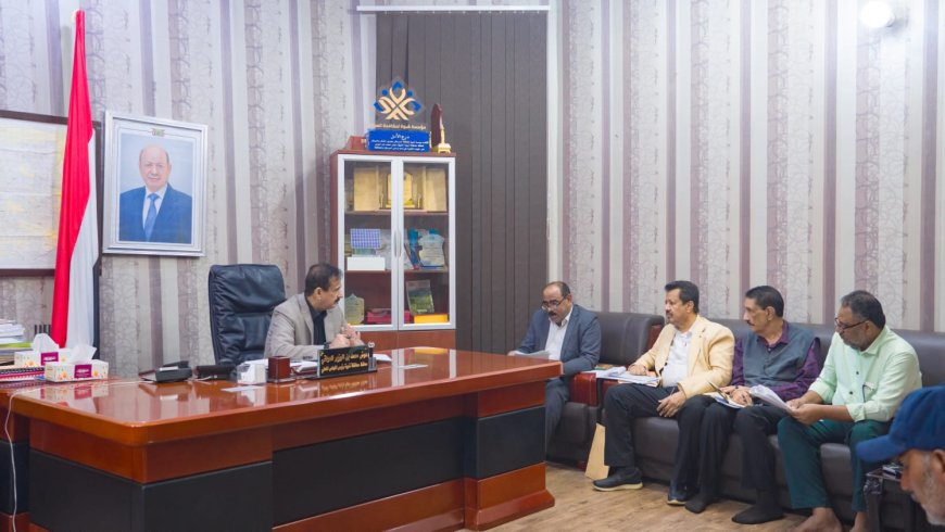 المحافظ بن الوزير يوجّه بضبط إيرادات القطاع السمكي وتعزيز الموارد المالية