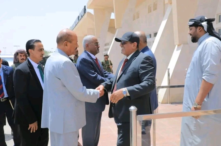 وزير الإدارة المحلية يتفقد مطار سيئون الدولي ويؤكد دعم جهود التوسعة وتحسين الخدمات