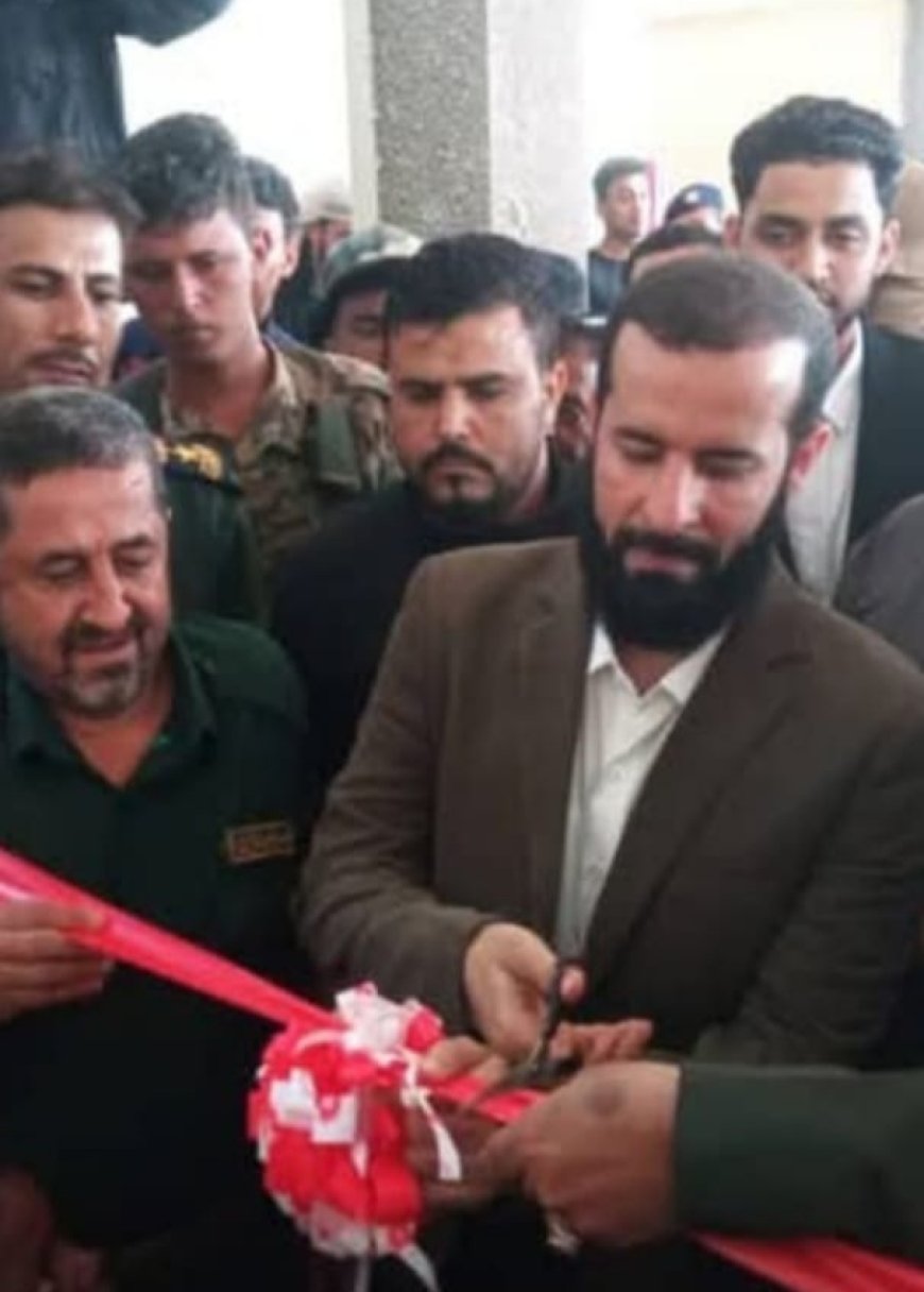 محافظ أبين يدشن فتح مركز الإصدار الآلي في خنفر بعد توقف دام سنتين