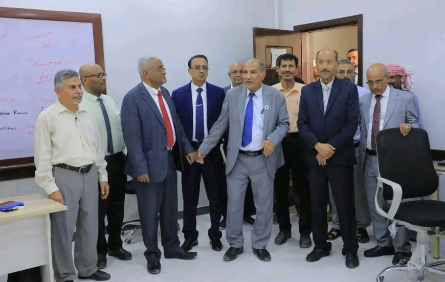وزير الإدارة المحلية ووكيل محافظة حضرموت يتفقدان جامعة سيئون ويشيدان بالمستوى الأكاديمي والتعليمي الذي تقدمه