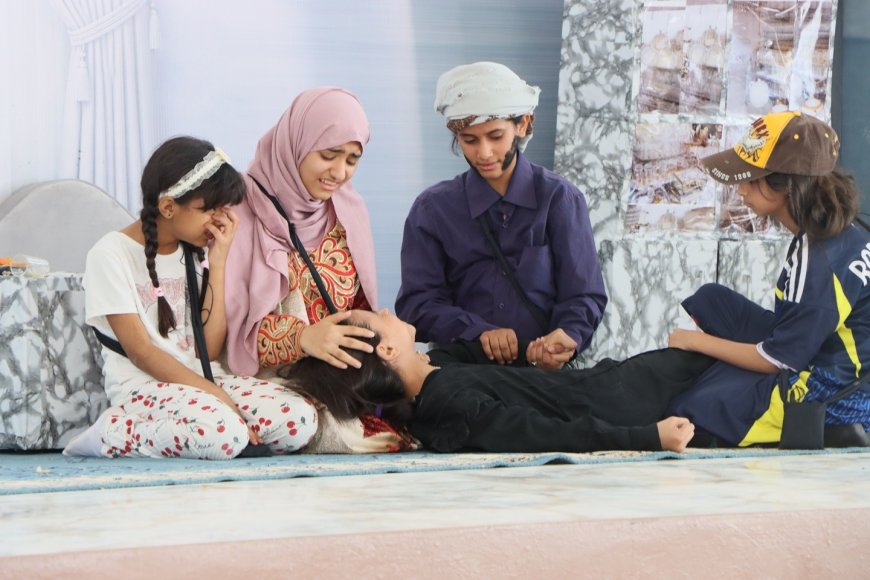 مدرسة 22 مايو للتعليم الأساسي بنات بسيئون تعرض مسرحيتها الرائعة "بعنوان صرخة من خلف الجدران" 