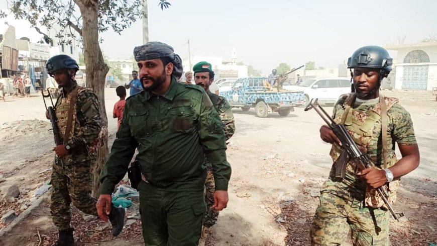 بتوجيهات العميد هاني السنيدي.. قوات الطوارئ بالأمن الوطني بأبين تؤمن تدشين مشروع صيانة طريق جعار–باتيس