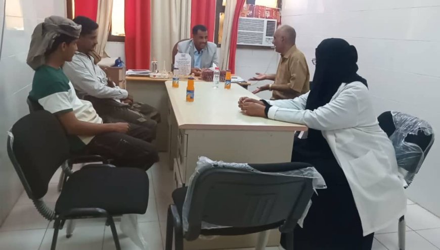 الوكيل الحمزة يطلع على سير العمل بمكتب صحة زنجبار ومستشفى زنجبار ويشيد بدور المسؤولين