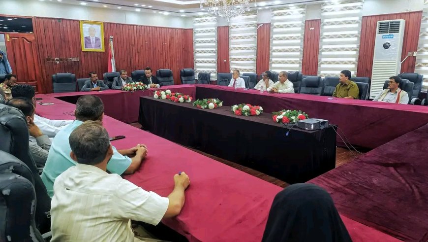 أمين محلي المهرة يدشن ورشة إدارة مخاطر الكوارث والتكيف مع تغير المناخ