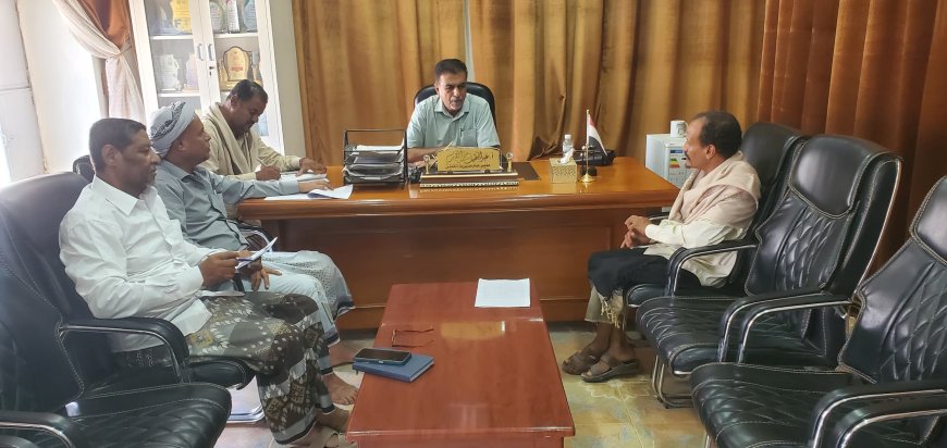 الهيئة الإدارية للمجلس المحلي بمديرية القطن تعقد إجتماعها الدوري الثالث للعام 2026م