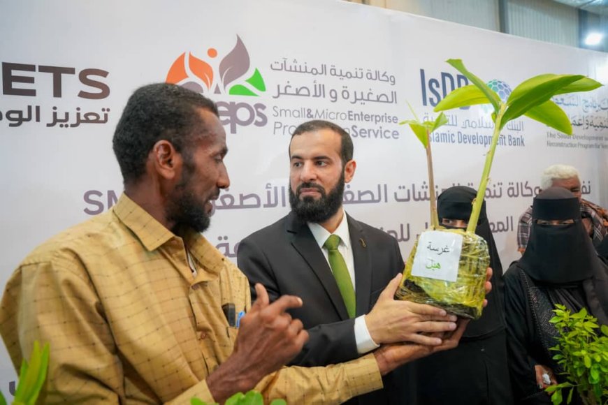 محافظ أبين "الرباش" لا يكتفي بإدارتها  فقط بل يعيد تشكيل صورتها الذهنية أمام العالم 