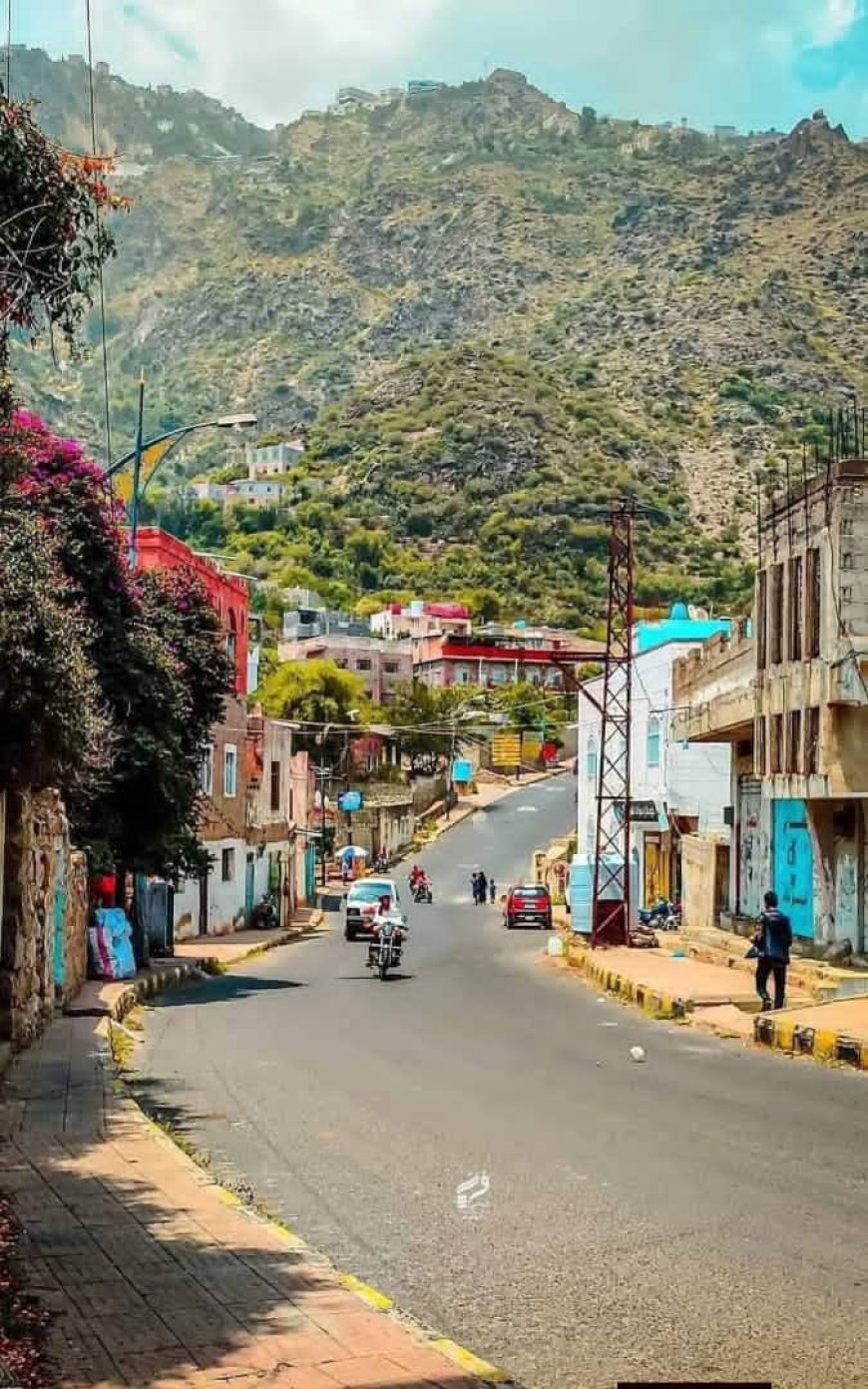 عاجل | وفاة الطفل خالد وليد (11) عاماً متأثرًا بإصابته بقصف حوثي بالمجلية  وسط تعز