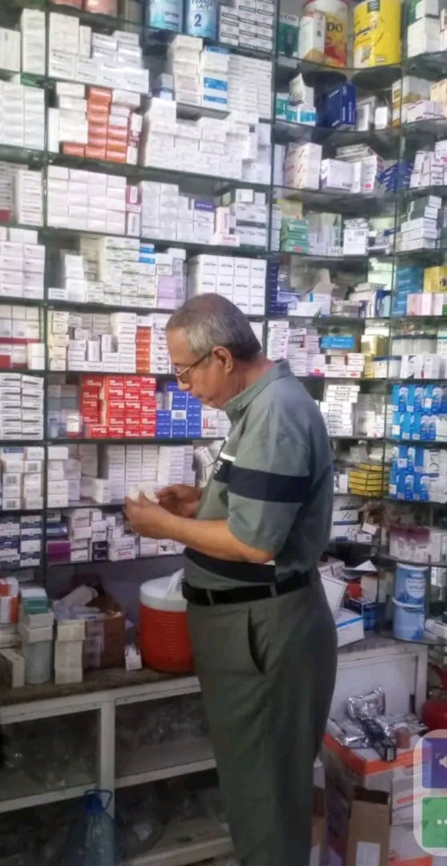 حملة ميدانية لمكتب الصحة بالشيخ عثمان لضبط أسعار الأدوية