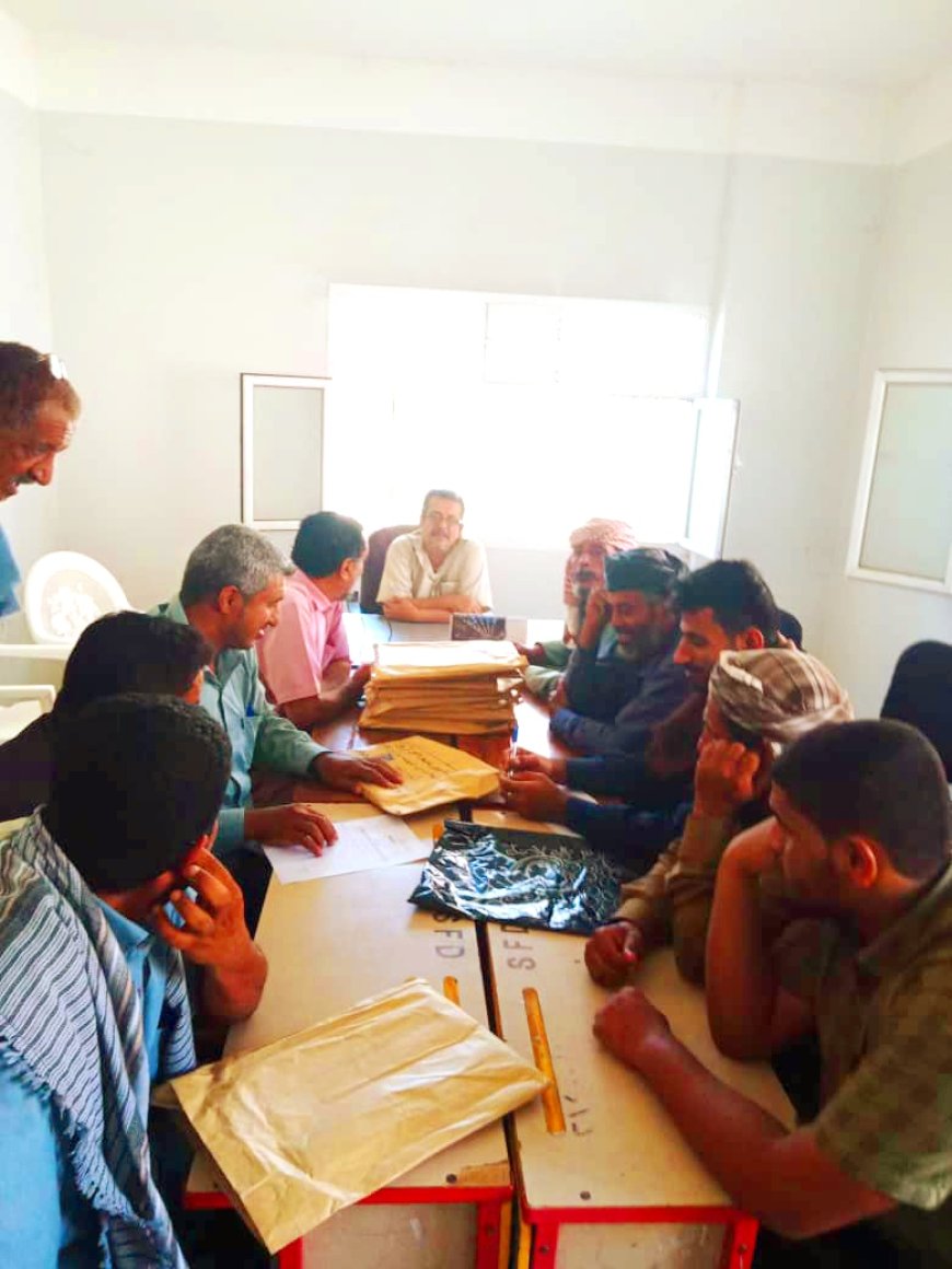 بحضور مدير عام لودر... افتتاح مظاريف مناقصة مشروع كريف وادي العضه بجحين