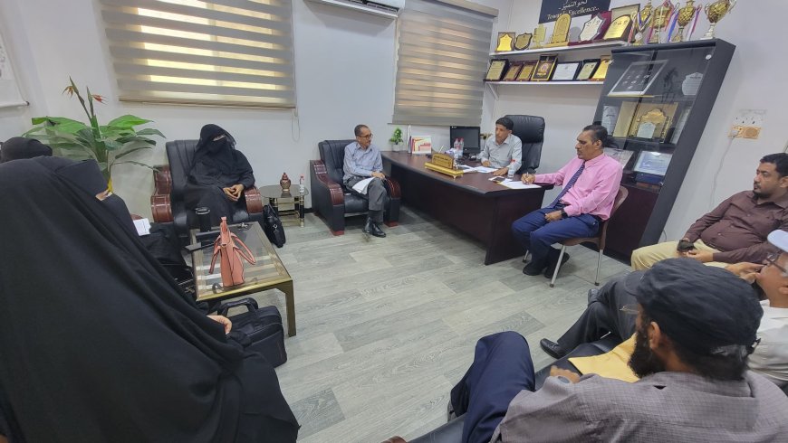 كلية اللغات والترجمة بجامعة عدن تضع اللمسات الأخيرة لنيل الاعتماد