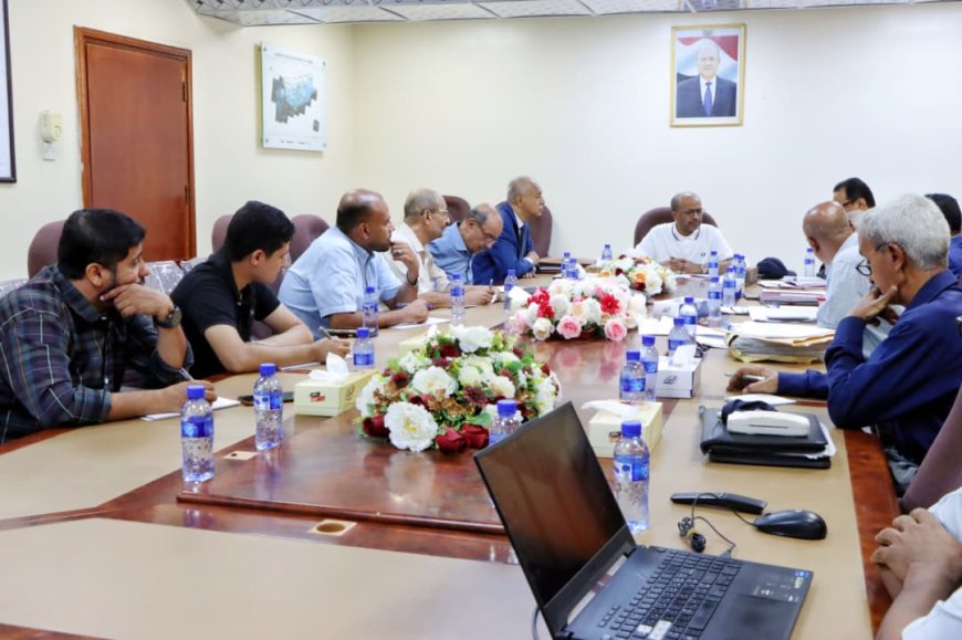 وزير النفط والمعادن يلتقي رئيس وأعضاء مجلس إدارة قطاع (S2)