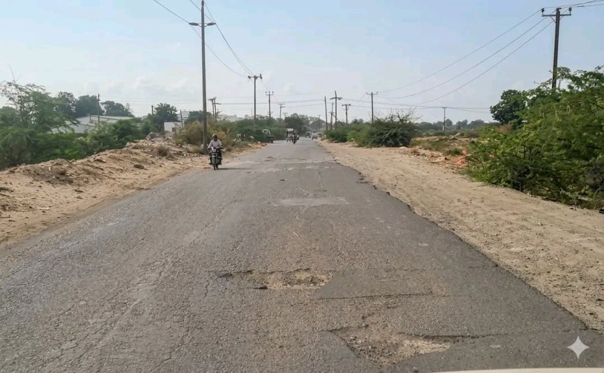 بيان صادر عن السلطة المحلية بمديرية خنفر بشأن مشروع صيانة وإعادة تأهيل طريق جعار – الحصن – باتيس – اللكيدة