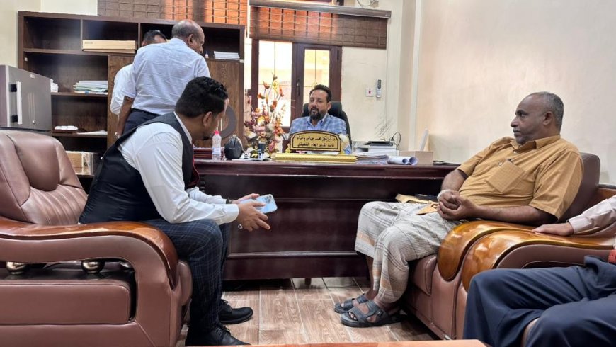 هيئة الأدوية بعدن تدعو لتعزيز التصنيع المحلي وتحقيق الأمن الصحي