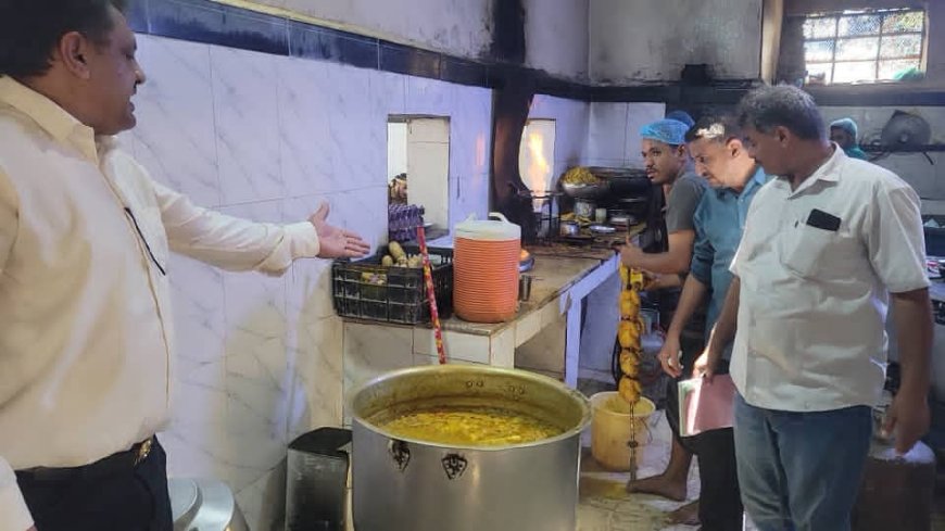 مدير عام المنصورة يؤكد استمرار ضبط المطاعم والبوفيهات المخالفة لضمان سلامة الأغذية