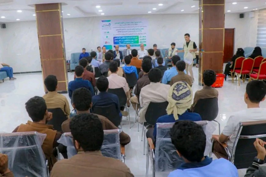 برعاية المحافظ بن الوزير.. تدشين مشروع نوعي لدعم تعليم النازحين بشبوة