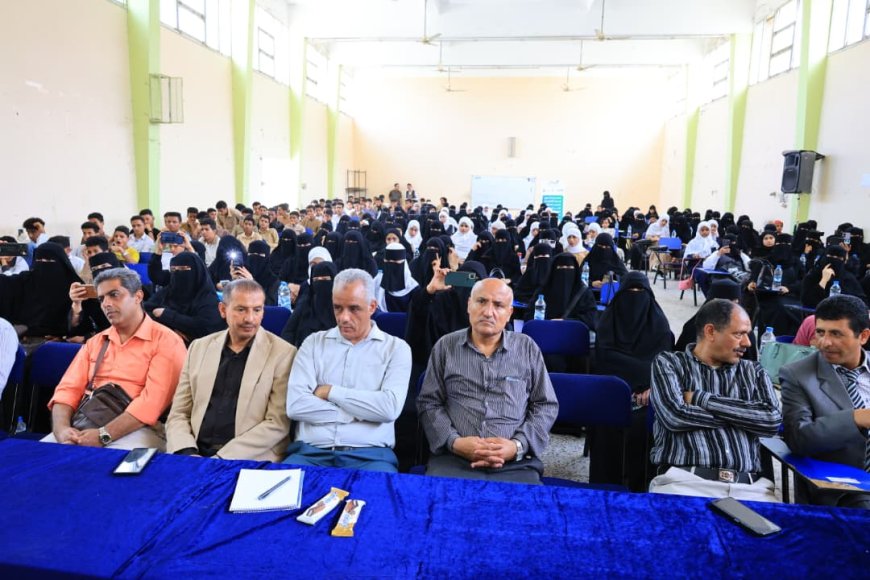 برعاية مدير مكتب التربية.. تدشين مشروع تعليمي للأيتام والنازحين بتعز