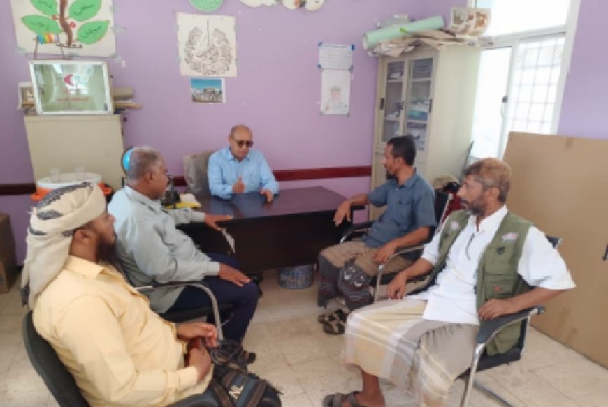 السلطة المحلية والقيادة التربوية بمديرية تُبن بمحافظة لحج في زيارة تفقدية لمدرستي بئر ناصر وياسر عرفات