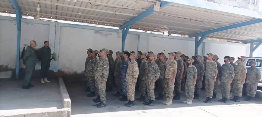 قيادة التوجيه بشرطة عدن تنفذ نزولاً ميدانياً لتعزيز الانضباط والتوعية الأمنية