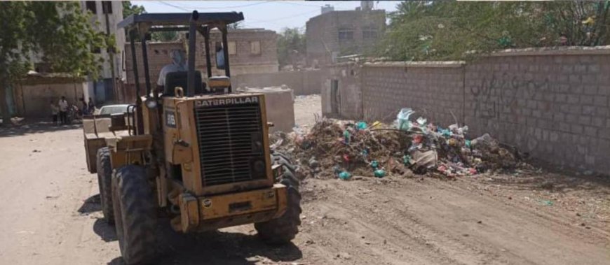 لليوم الثالث على التوالي..استمرار حملة النظافة الشاملة التي ينفذها صندوق النظافة والتحسين خنفر